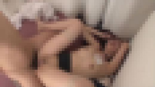 試着室で裾上げ中に思わずチ〇ポが！File.6　サンプル画像3