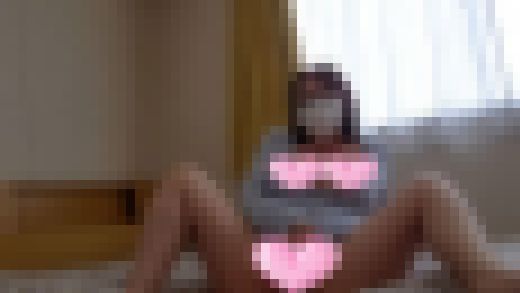 ❤愛華の自撮りオナニー❤クリオナニーで感じまくる欲求不満な人妻　サンプル画像1