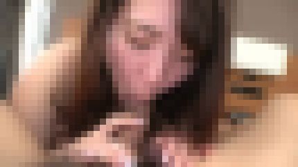巨乳の28歳人妻が旦那さんより大きな他人棒に気持ち良くなって何度も絶頂　サンプル画像2