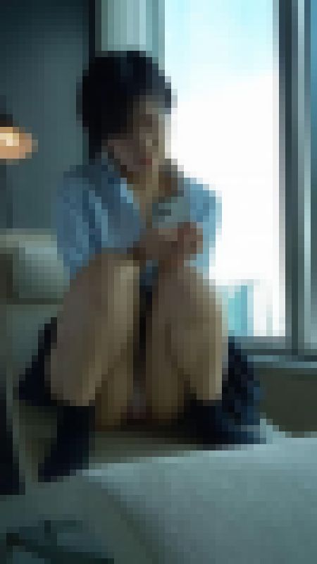 きゃめる１１１　カフェオーナーからのプレゼント続編！　M字開脚の魅惑の世界！ サンプル画像