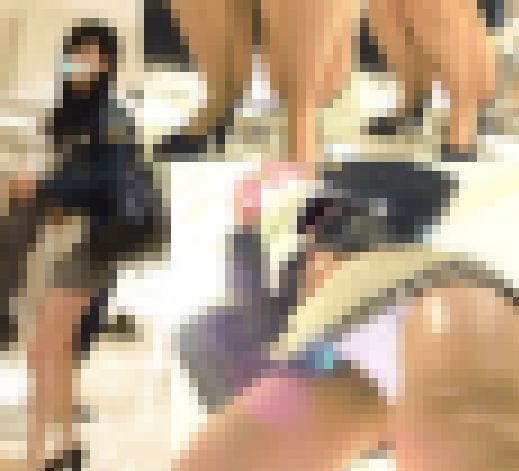 ミニスカ美女お尻に食い込みP丸見え盗撮動画 サンプル画像