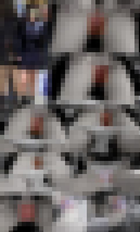 【電車痴漢動画7】両穴全開無毛制服美少女　サンプル画像3