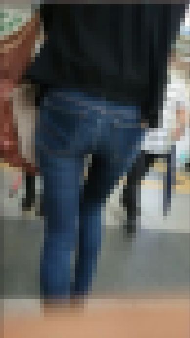 【食べ頃ヒップ】20代デカ尻デニム女子大生３　サンプル画像2