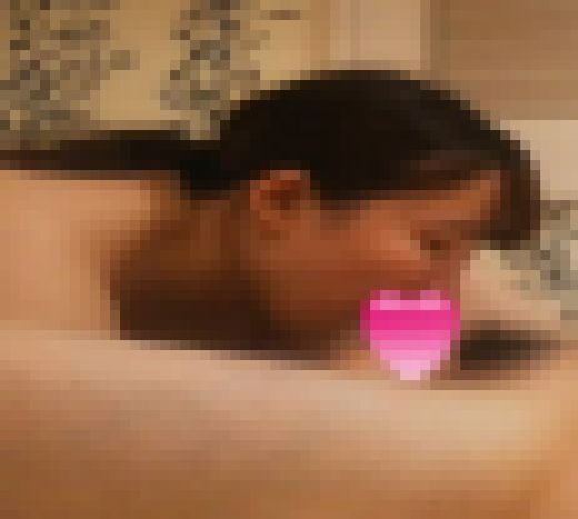 【素人即尺フェラ総集編②】無洗チンポに美味しそうに吸い付く鬼口万子集団に1週間溜めた精子を吸い尽くされる僕　サンプル画像3