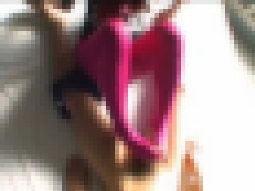 美脚のお姉さんの穿いているストッキングを引き裂いてしまいたくなる　REONA の場合　サンプル画像1