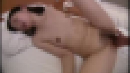 【ブリット】人妻貧乳 #018 EQ-248-02　サンプル画像2