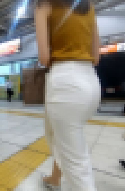 臀部で魅了するOL　サンプル画像1