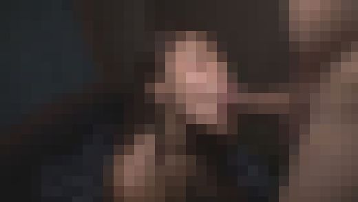 【巨乳+黒ビキニ】暗い部屋の中で本能のままにSEX!!揺れる巨乳に目が釘付け... サンプル画像1