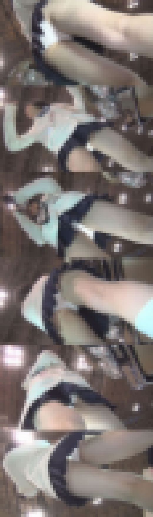 高画質動画 美少女レイヤー檸檬ちゃん制服コスを真っ逆さま撮り！パンツ丸見えVol-1　サンプル画像3