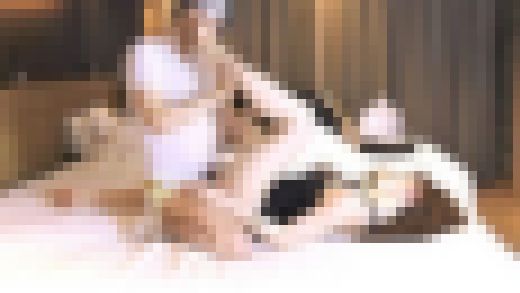 【最終】【生足×靴下×ブーツ】【ドS手コキ◎】【足指の間舐め拡大リプ】【素股射】ソックス美女の足指を舐めつくす！まりこ23才後編　サンプル画像1