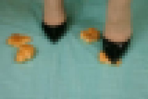006 ダイアナ9cmピンヒールでミニクロワッサンをクラッシュ（音声なし） サンプル画像