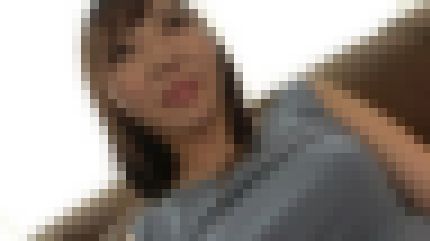 色白美巨乳のエッチな体をした24歳OLが前戯だけで何度もイカされる サンプル画像