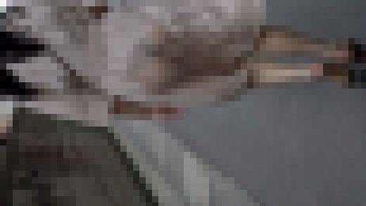 不測の濡れパン！気づかずに羞恥に晒されている　港区風女子　サンプル画像2