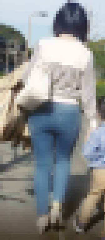 超Sクラス人妻！安産型のエロデカ尻を振って男を挑発 下品なセレブ奥様編 サンプル画像