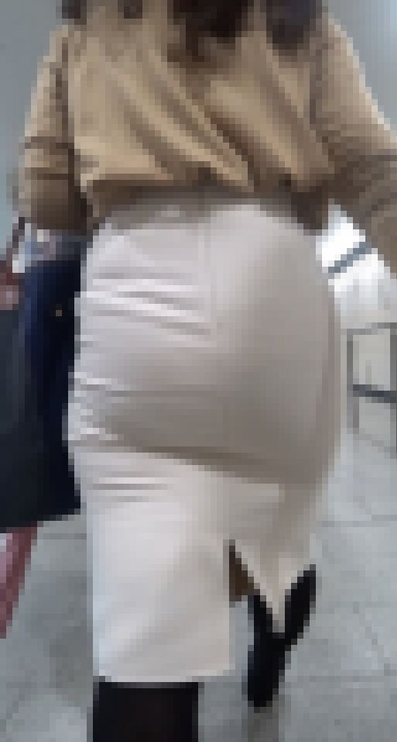 神尻！！繁殖力抜群な雌尻美人OL様の降臨！これぞ女王の雌尻！ サンプル画像