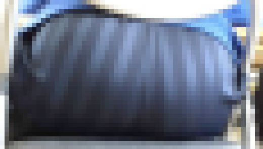 【10代の爆尻】まさにケツ桃！激シコのデカ尻でイスが悲鳴を上げているw顔面騎乗の妄想不可避w サンプル画像