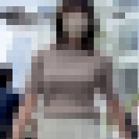 【プレミアムクラス】手ブラでこの揺れを止めたい！ニット巨乳な着衣お姉さま！ サンプル画像
