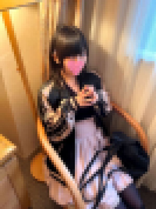 【個人撮影】過去一の問題作_幼過ぎる美少女に種付け映像流出 サンプル画像