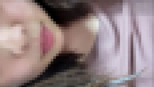 【口/唇/舌/のどちんこフェチ】素朴なモデルの口をアップで撮影　サンプル画像2