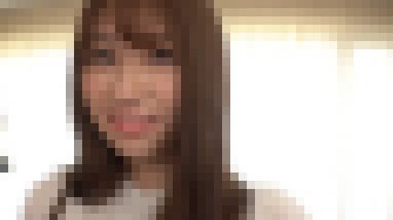 色白美乳の20歳女子大生がアソコをビショ濡れにして大量に潮吹き サンプル画像
