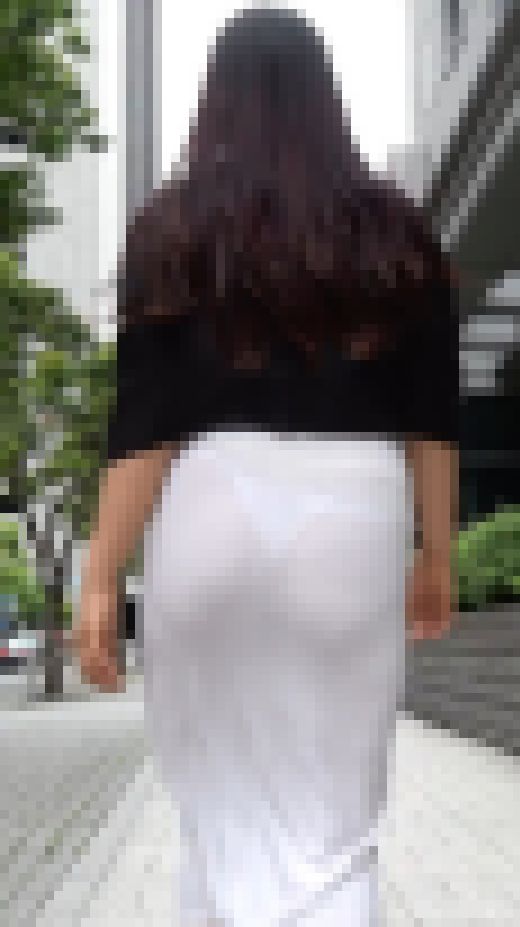 Dさんパート10　パンティーライン　透け　尻　サンプル画像1