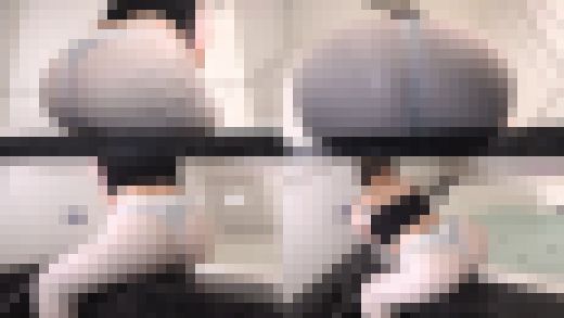 白ピタパン娘のむっちり尻(4) 濡れ透け騎乗位スタイル、ピタパン脱がしてTバック尻をセクハラ サンプル画像1