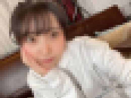個撮)下品なおしゃぶりでカウパーまで吸い尽くすガチセフレひかるちゃんのノーハンドフェラ♡ 口マ〇コに出したてホカホカ　サンプル画像1