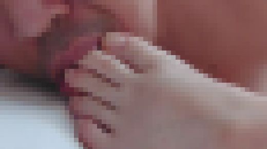 色白の足指・足裏を舐め回す動画1~女性の喘ぎ声付 サンプル画像