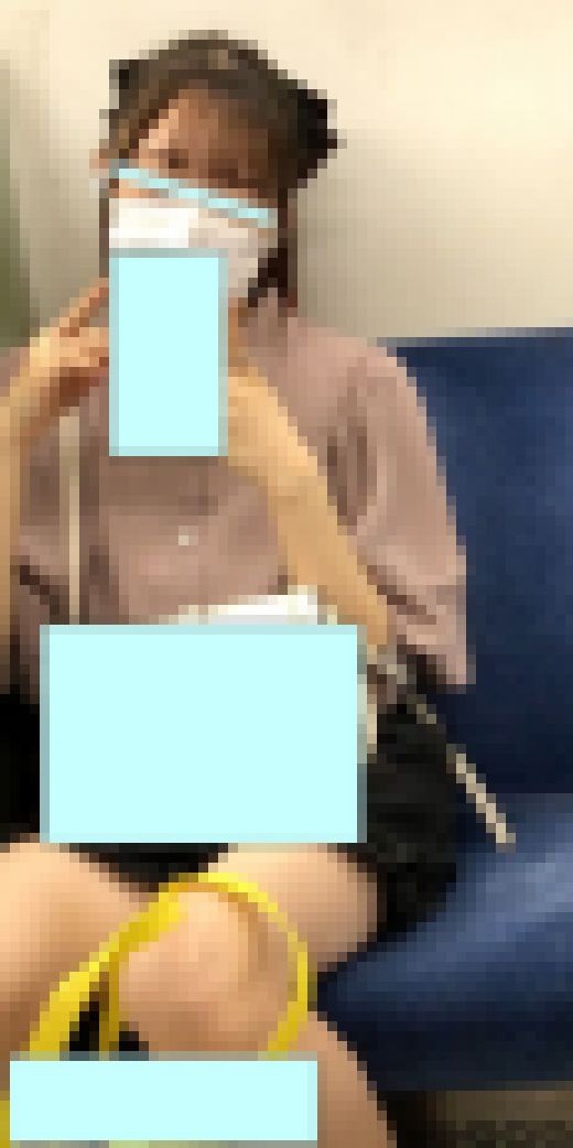 生足エロいアイドル系美女 サンプル画像1