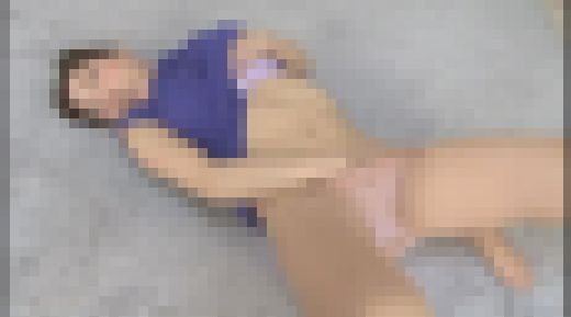 いつも美人なあの【人妻】さんの脱ぎたて蒸れ蒸れパンティーで射精したいんだけどダメですか？　03　サンプル画像2