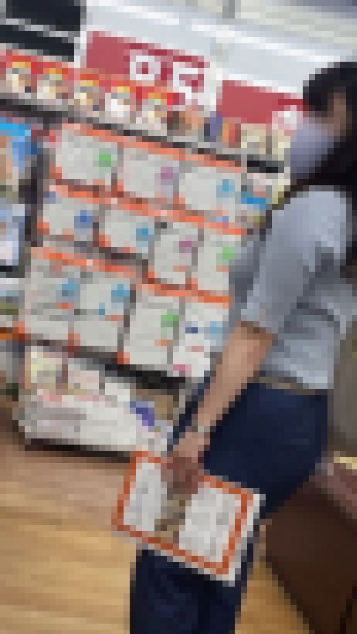 お買い物中の眺め18　サンプル画像3