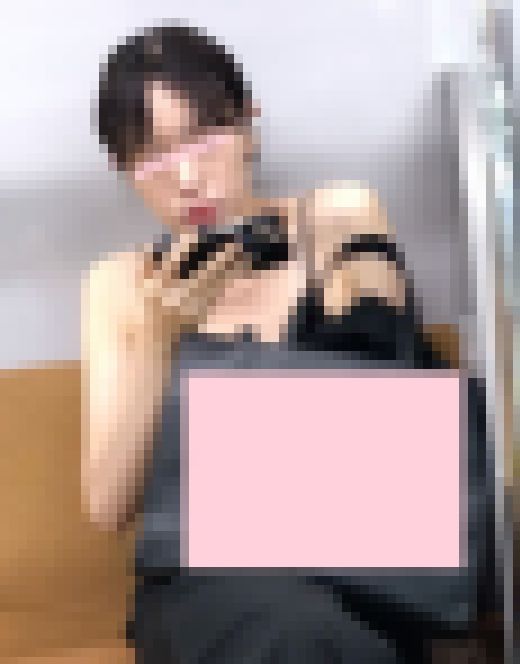 胸元開けまくりのS級美女見まくった　サンプル画像2