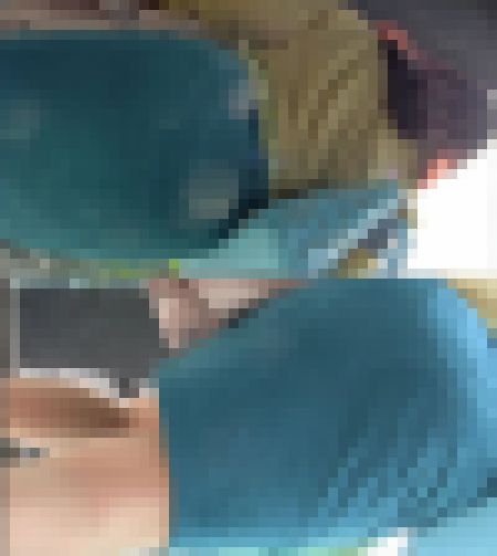 美脚女性2名 サンプル画像2