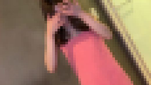 【個人撮影】垢抜け無いスレンダー系美女と鏡張りのレンタルルームでパパ活_生チンのおねだりに中出し対応　サンプル画像1