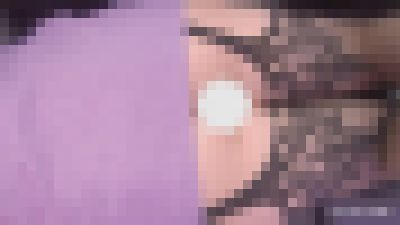 お尻丸出しソファでTバック24　サンプル画像3