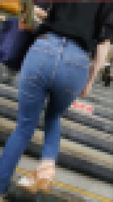 【食べ頃ヒップ】20代ムチムチ尻で挑発するデニムヒップは最高のおかず サンプル画像