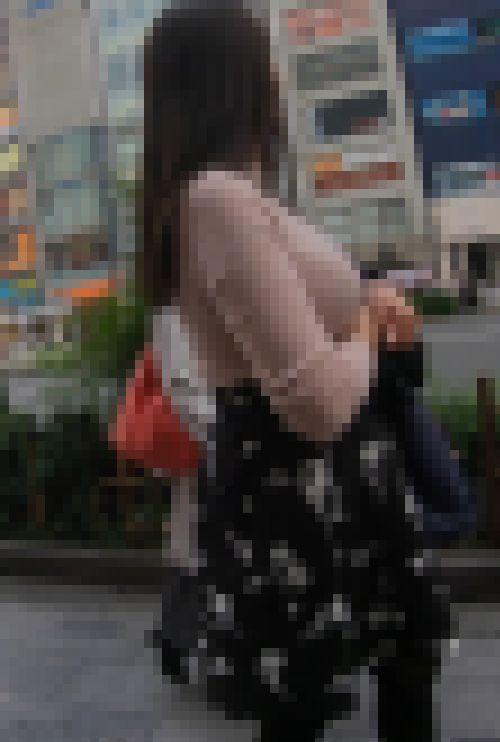 爆乳ピンクニット着衣 サンプル画像