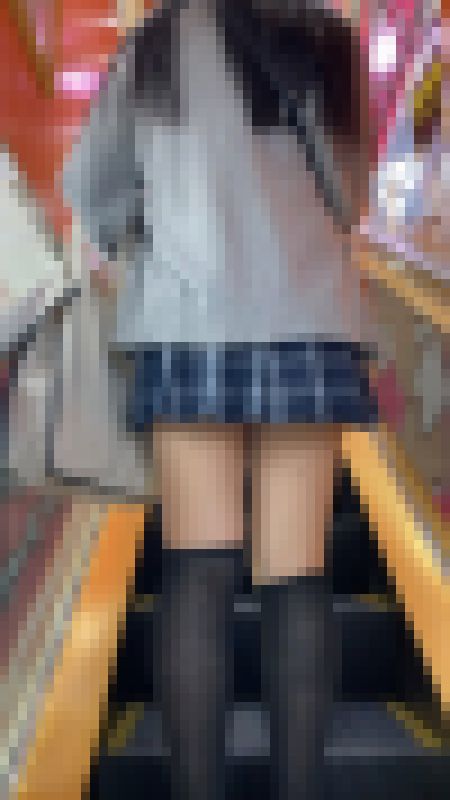 ☆制服女子ゲーセン盗撮☆ サンプル画像