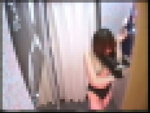 いろんな施設のいろんな更衣室隠撮 #012　サンプル画像1