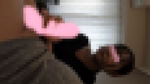 アヒル顔の現役女子大生の可愛い女子のHな手コキ【２アングル】　サンプル画像3