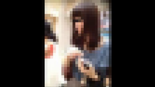 【顔出し】【超美人】パンチラ136　サンプル画像1