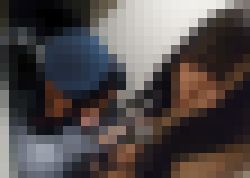 4K映像！ネカフェで過激コスプレ！！ サンプル画像