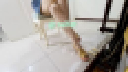 サンダルでピアノペダル踏み #8 サンプル画像1