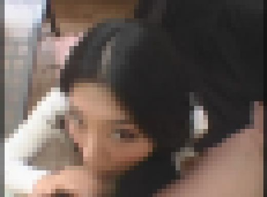 人妻・熟女さんたちのドエロイ【フェラチオ】金玉から直接精子を吸い出す吸引力はダイ●ン以上！　03　サンプル画像1