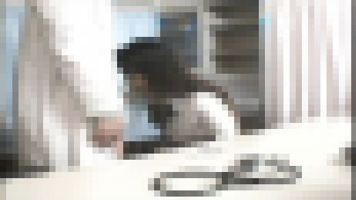 女子校の非常勤講師に転職して生●を犯していた元サラリーマン男！File.2　サンプル画像2