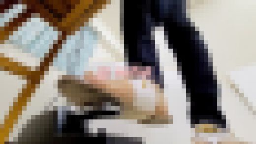 サンダルでキーボードペダル踏み#9　サンプル画像3