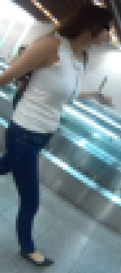 爆乳ノースリーブなニット乳ギャル！ サンプル画像