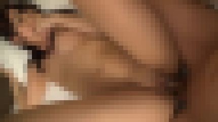 童顔の22歳アパレル店員が初めて味わう快感にマン汁を白濁させて喘ぎまくる　サンプル画像3