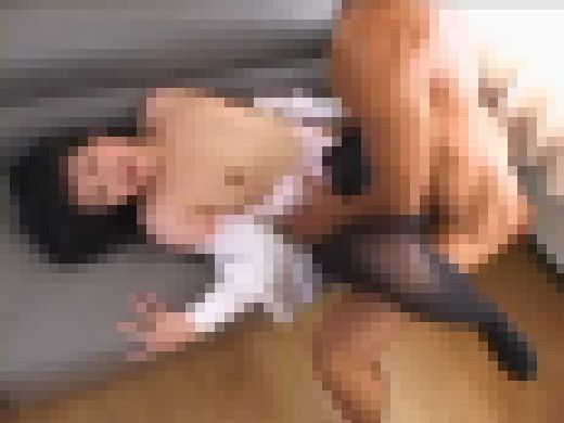 陰湿かつ偏執的に美人OLたちのパンスト美脚を貪り尽くす　Part 8　サンプル画像1