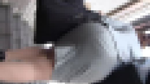 ぷにゅぷにゅOLのケツどアップ撮影　サンプル画像2